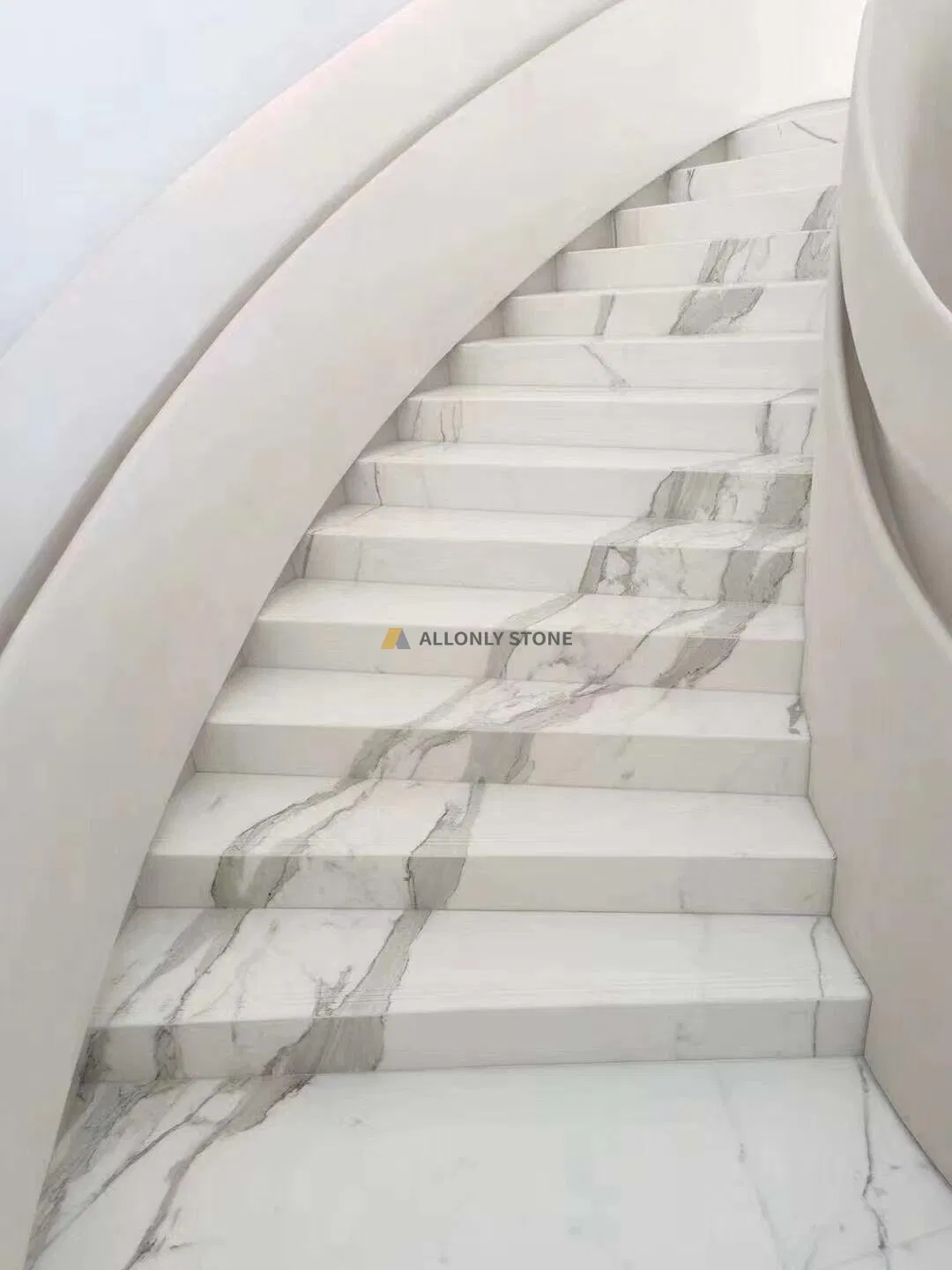 Custom Made Calacatta White Marble Stair-Step Floor Modern Luxury Decor Marble Stair for Luxury Villa Design