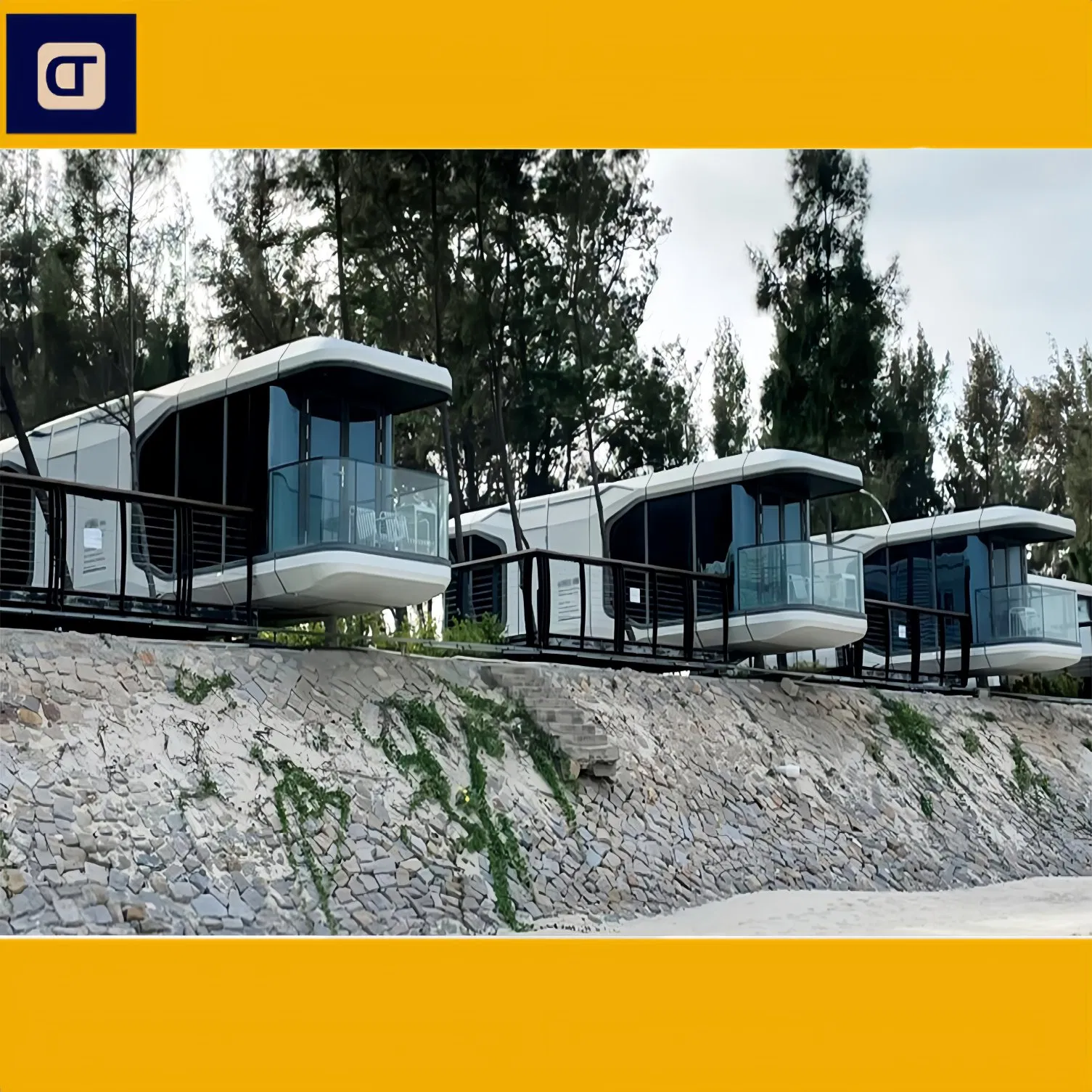 Capsule with Balcony, Prefabricated Container Villa, Resort Hotel Modular Container House Home Office Cabin Space Capsule House