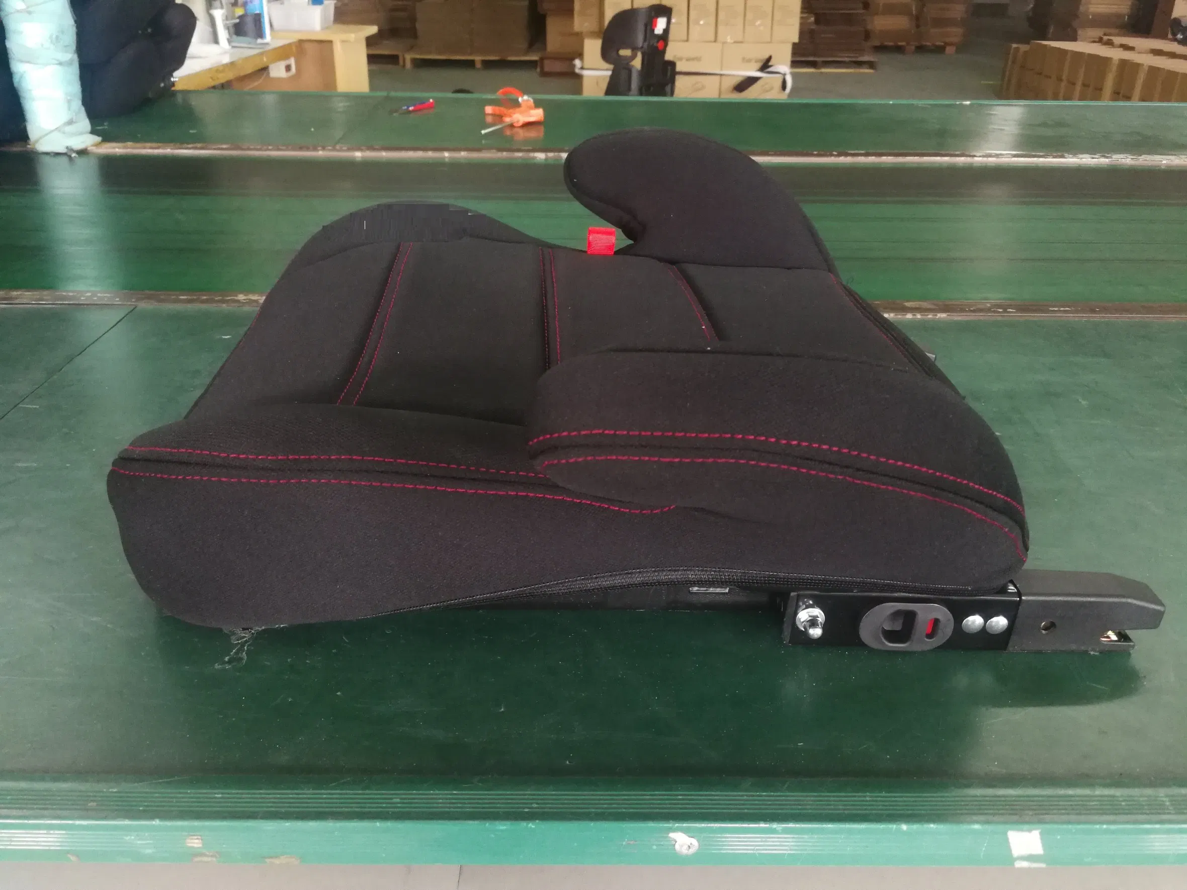 Booster with Isofix Item with Ecer44/04