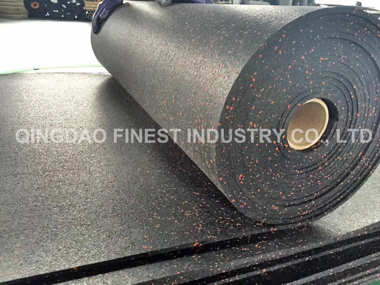China Factory Wholesale Commercial Premium Rubber Gym Flooring, Rubber Matting for Fitness Crossfit Gym Equipment