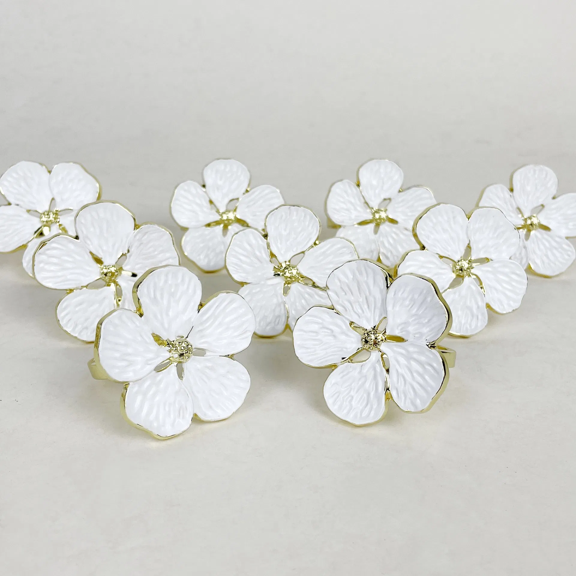 Wholesale New Features Floral Spring Collection Five Petal Flower Napkin Rings