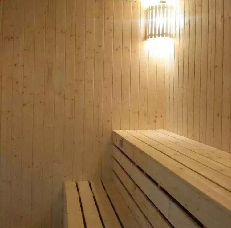 Сухая сауна на 6 человек из ели с панорамной дверью