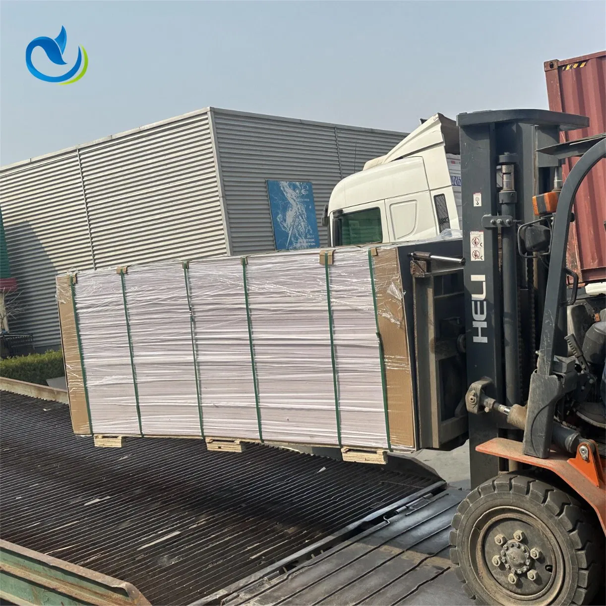 Arris Best Fireproof Waterproof Acoustic Slat Wall Panel Wood Veneer 3D Decorative Slats Akupanel Polyester Acoustic Wall Panels