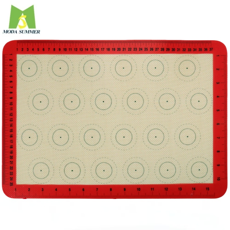 OEM Blocking Resistant Silicone Baking Mat with High Temperature Range for Food Pretreatment and Heating Pads