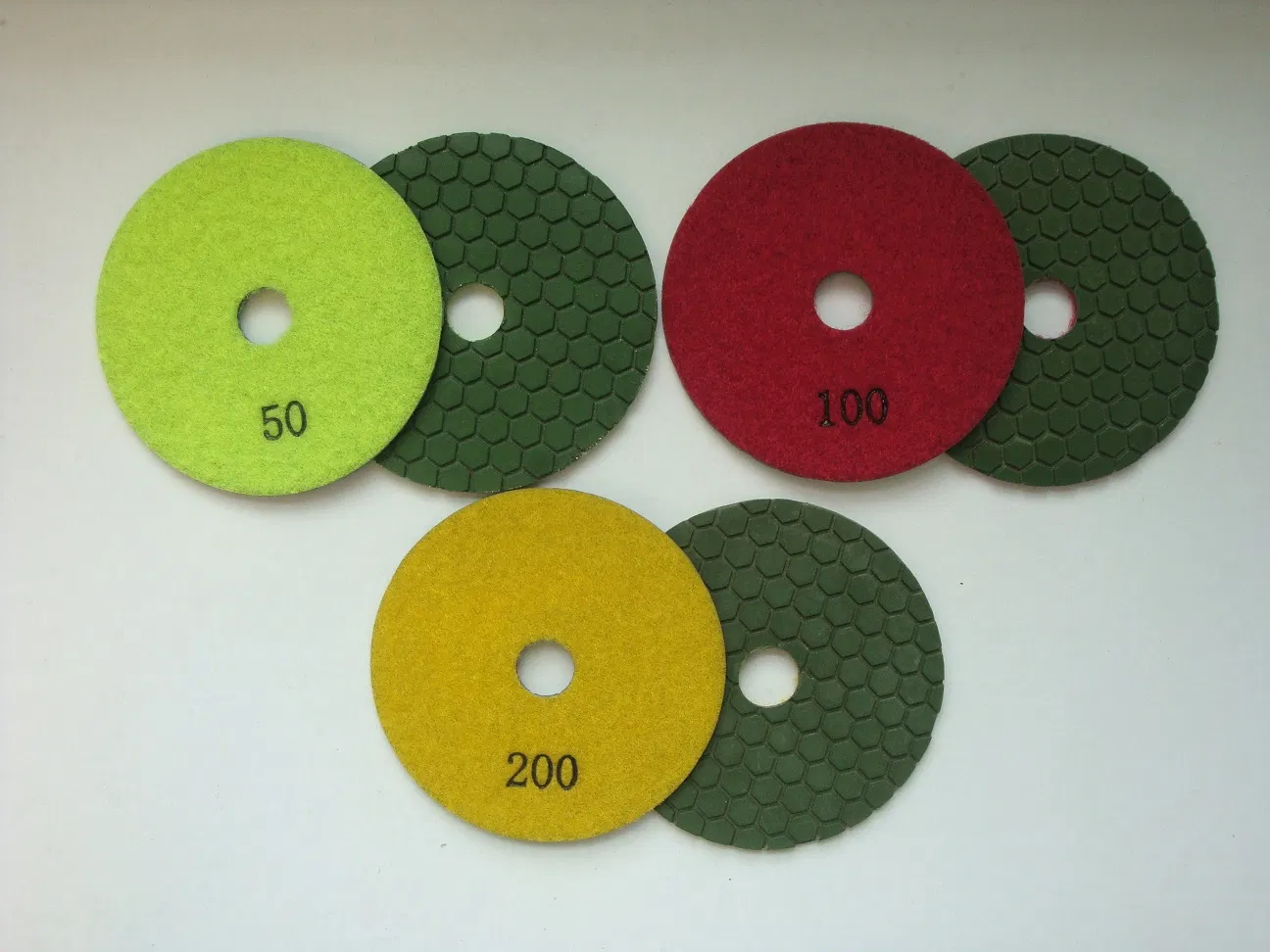 Алмазная полировальная подушка 100мм для гранита и мрамора