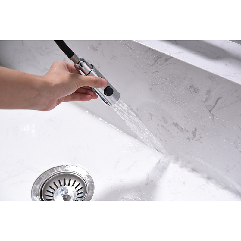 High Quality Single Handle Pull-Down Deck Mounted Kitchen Faucet Tap