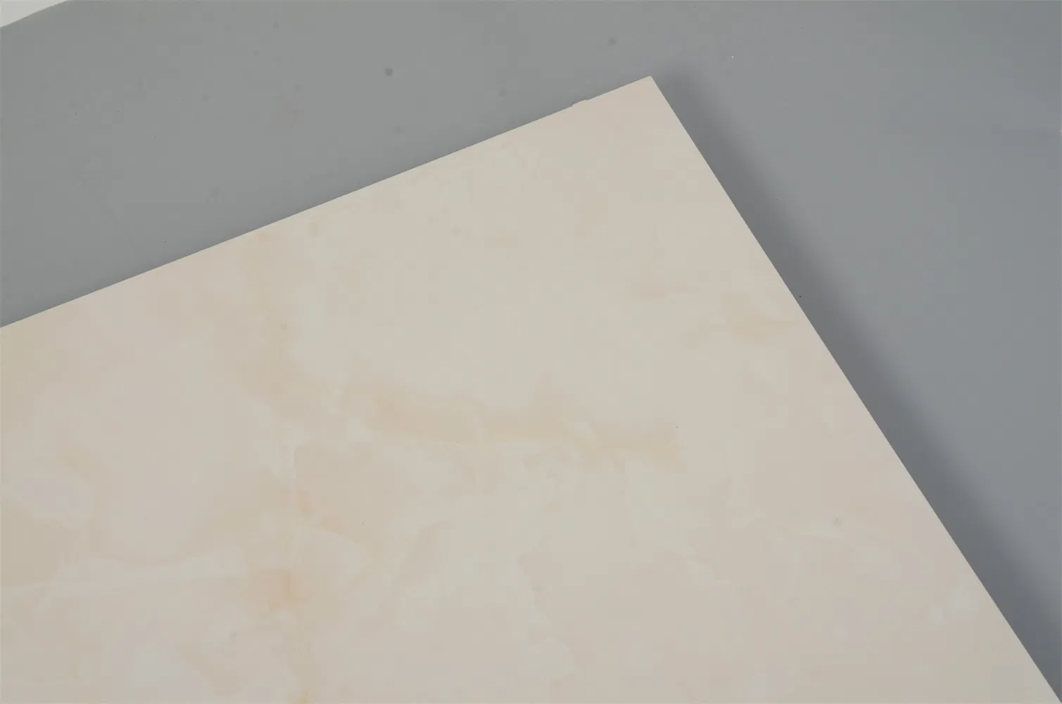 Плитка керамическая 600x600 мм глянцевая International Collection