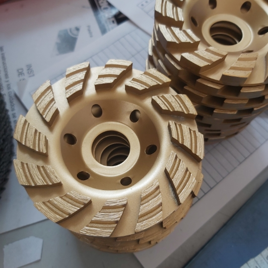 High Quality Double Diamond Grinding Cup Wheel for Cutting Marble