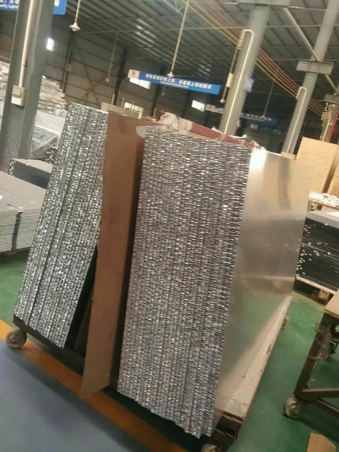 China Aluminum Honeycomb Panel/Ahp Manufacturer Price