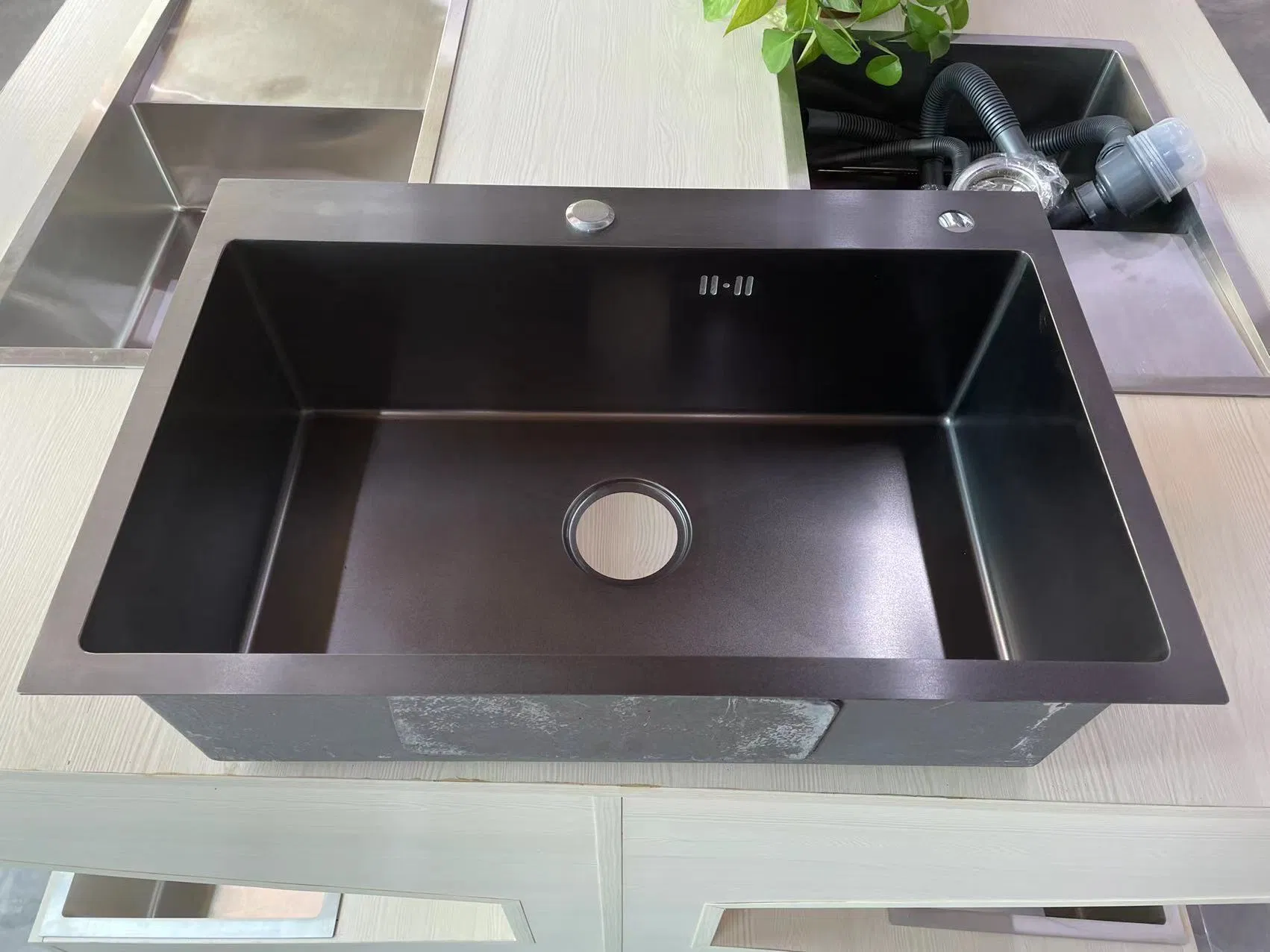 Double Smart Stainless Steel Handmade Large Basin Waterfall Faucet Kitchen Sink Black Waterfall Sink