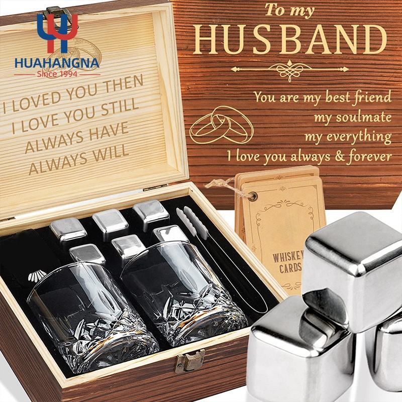 High Quality Quickly Stainless Steel Chilling Whiskey Cooling Ice Cube Stones Gift Set with Glass Wood Box Gift Set