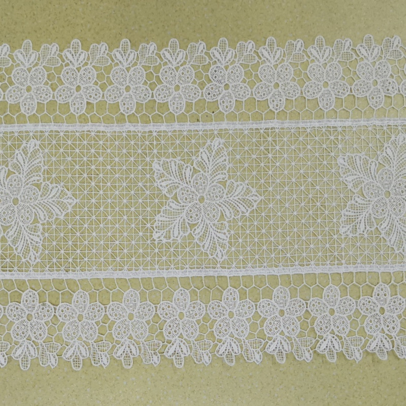 European-Style Printed Flower Lace Napkin Plastic Tea and Dinner Party Napkin with Embroidery for Weddings and Decorations
