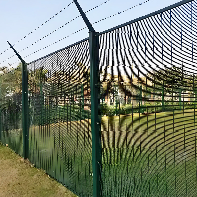 Heavy-Duty 868 Clear Security Fence Panel for Maximum Protection