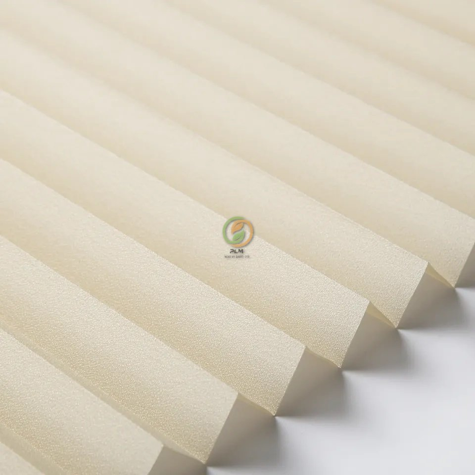 Manual Cordless Magnetic 25mm Venetian and Black out Pleated Paper Blinds