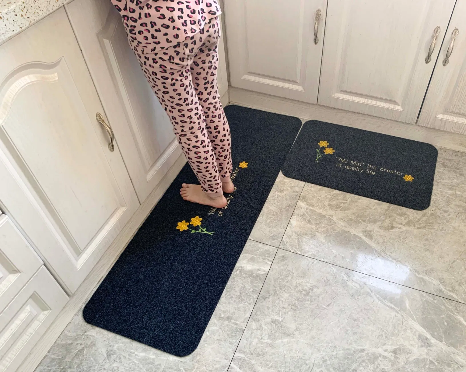 Anti-Dust Polyester Water Absorb Surface with TPR Backing Doormat for Kitchen