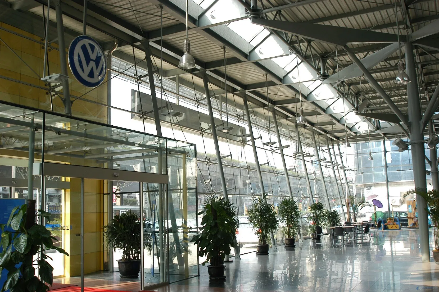 Engineered Steel Structure Frame 3s/4s Car Showroom (XGZ-Z114)