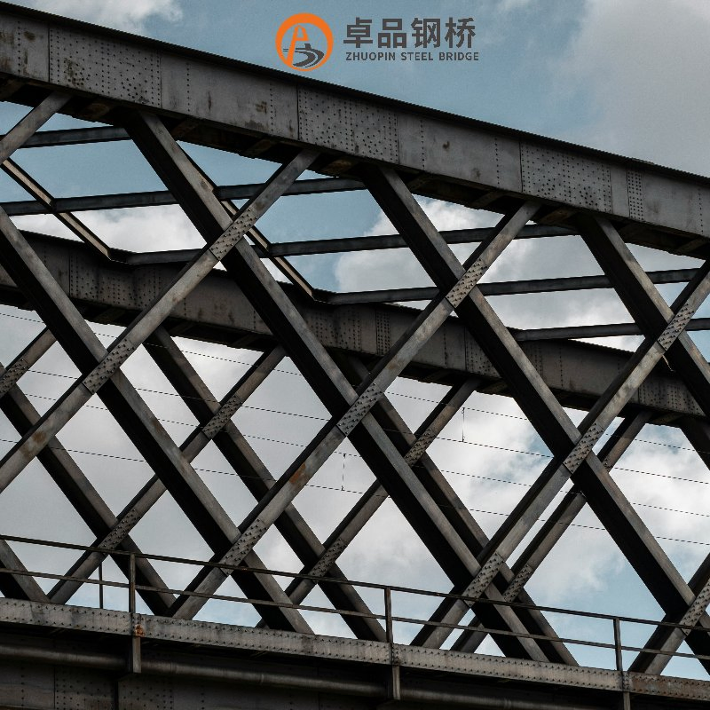 Sustainable Pre-Engineered Steel Structure Bridge / Truss Steel Bridge