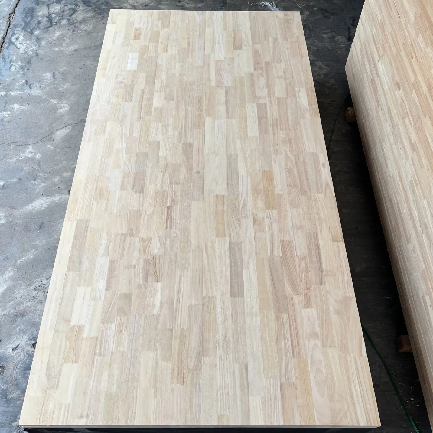 Rubber Wood Finger Joint Board, 8-40mm, Crack-Free, for Indoor Decoration & Furniture