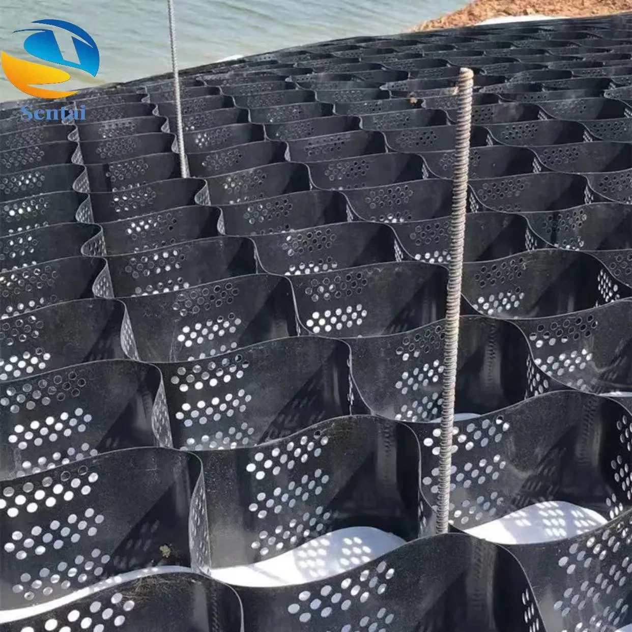 Geogrid Chamber Is Used for Road Foundation Reinforcement/Slope Protection, and Has a Reinforcing and Protective Effect on Both Sides of The Soil