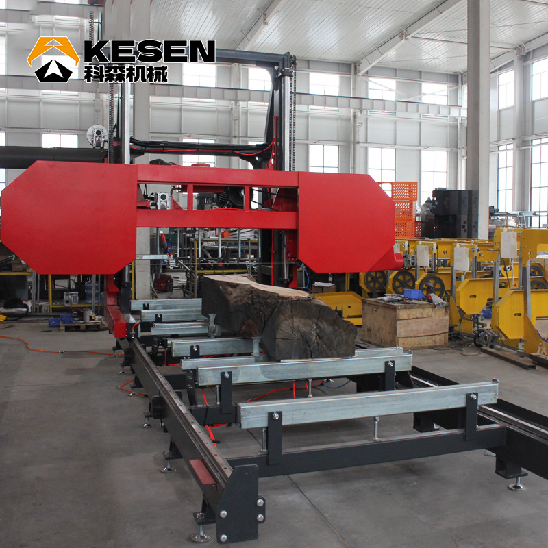 Станок ленточнопильный электрический по дереву