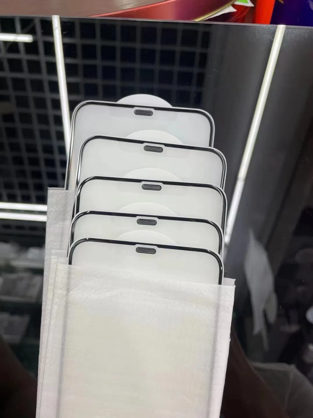 Premium Full Coverage Tempered Glass Screen Protector for iPhone 11 12 13 14 Se Xr Privacy Screen Protector Liquid 11 UV Screen Protector for Cell Phone