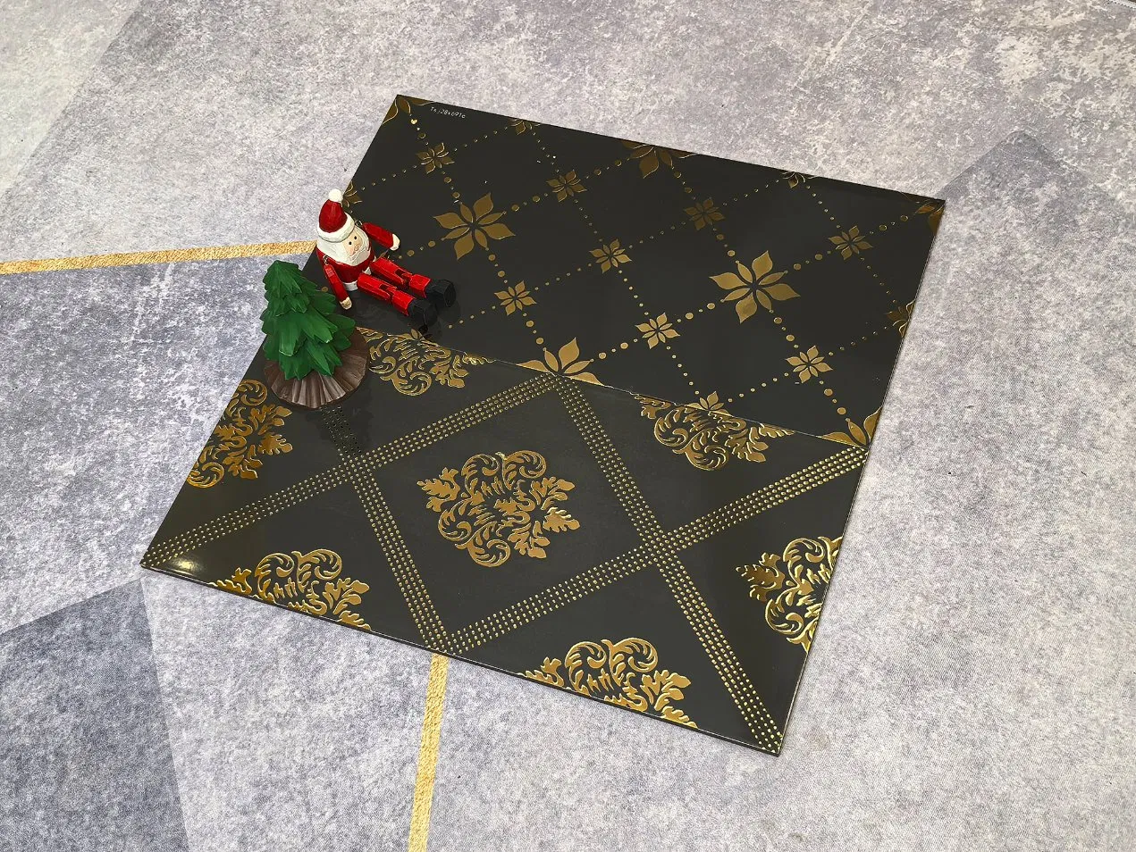 Плитка напольная 30x60 полированная золотая