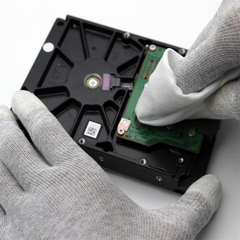 Multi-Purpose Lint-Free Wipes for Electronic Workshops & Precision Instruments