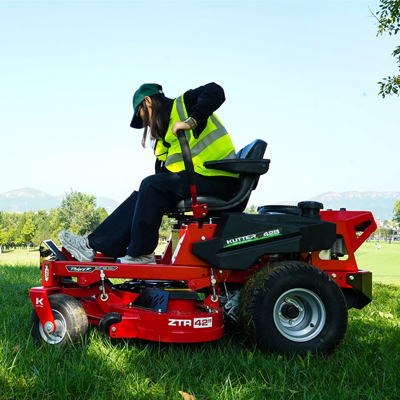 Бензиновый райдер с нулевым радиусом поворота 42 дюйма