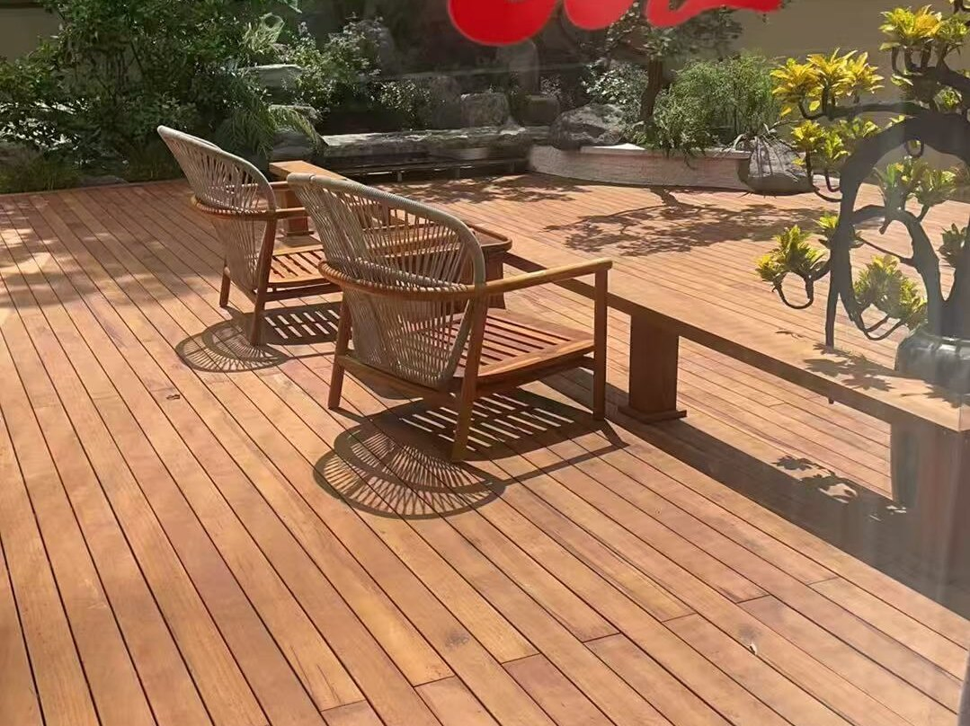 Natural Moisture Proof Hardwood Patio Outdoor Use Solid Wood Flooring