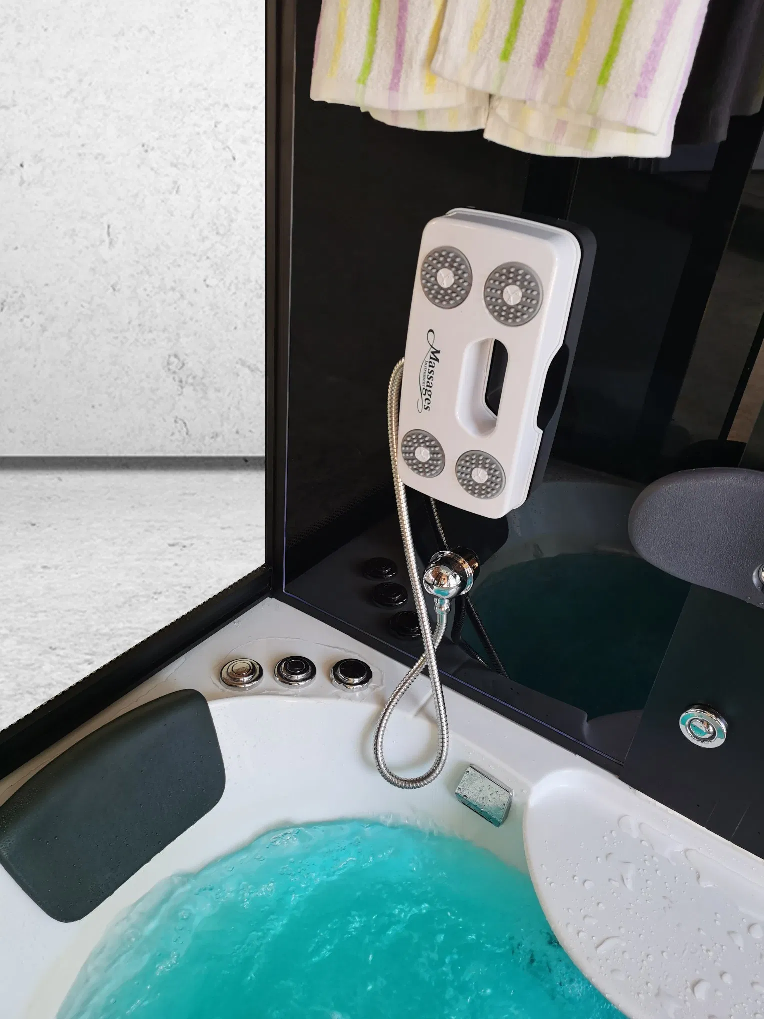 Factory Customized Tempered Glass Massage Shower Enclosure Steam Shower Cabin with Whirlpool