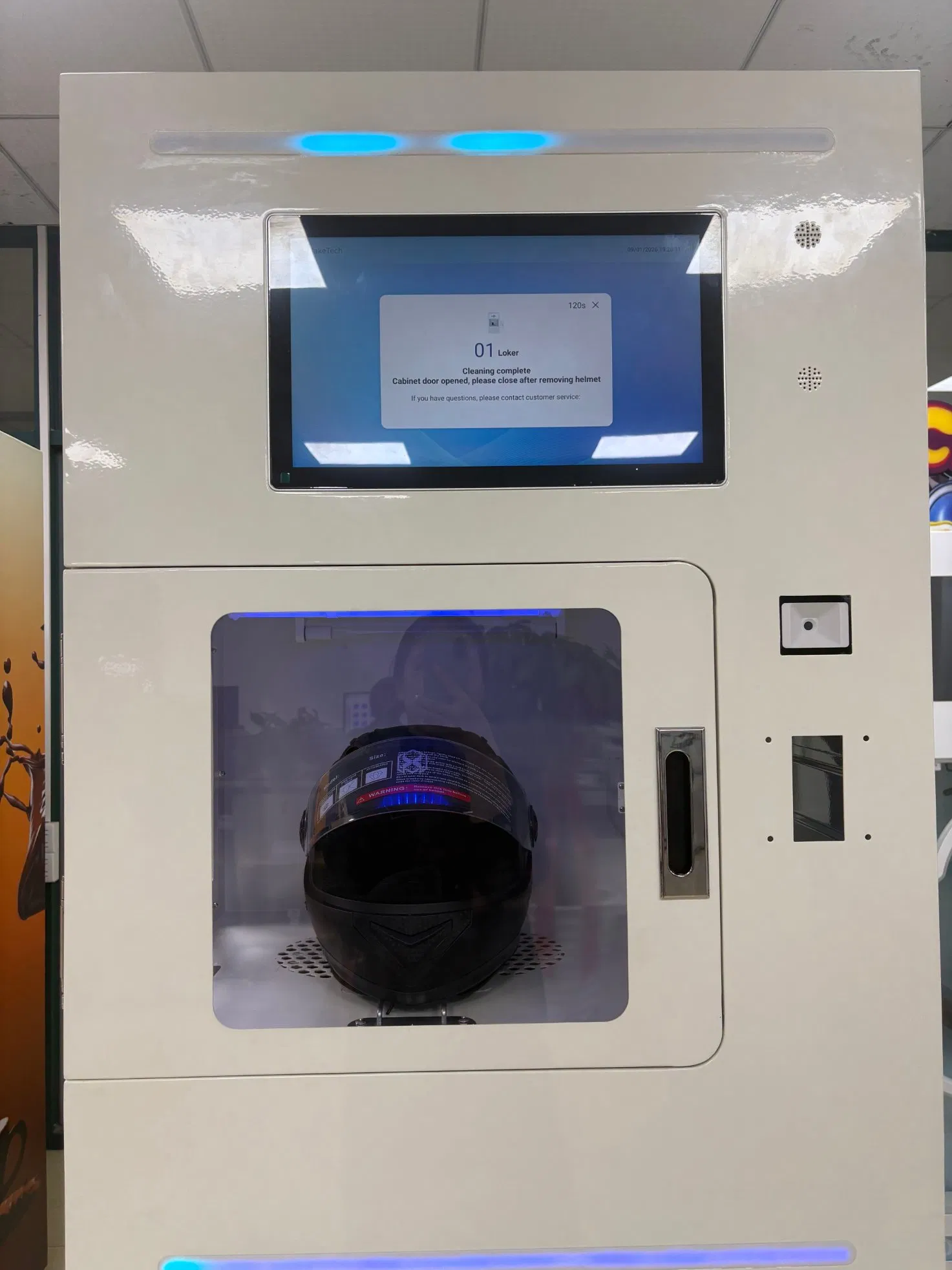 Automated Helmet Cleaning Machine with Self-Service Payment System for Stations Helmet Machine
