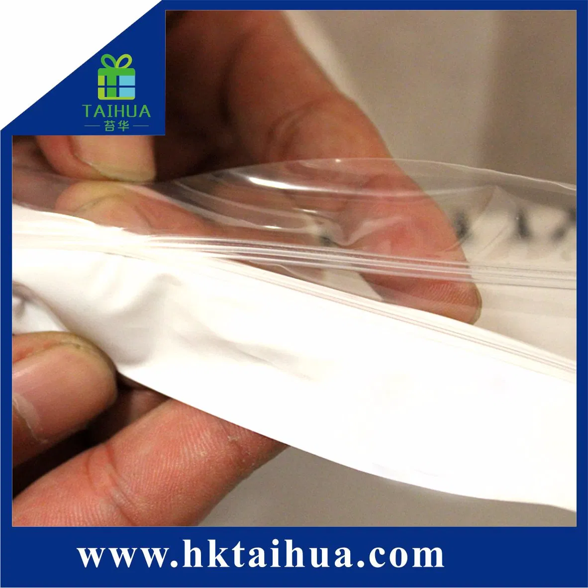 Popular Die Cut Custom Logo Packaging Plastic Bag, Handle Shopping Bags