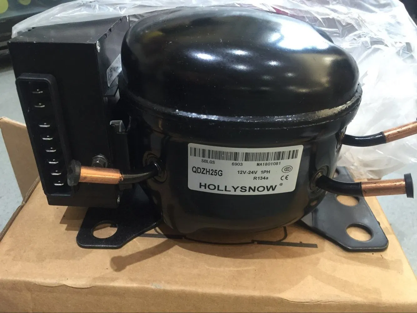 Refrigerator Compressor Voltage 110-120V~60Hz Refrigerant R134A