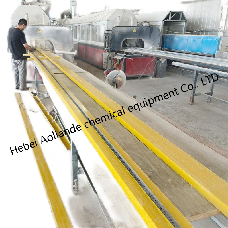 Manufacturer High Strength Composite Pultruded Fiberglass FRP GRP Gfrp Rectangle Pipe