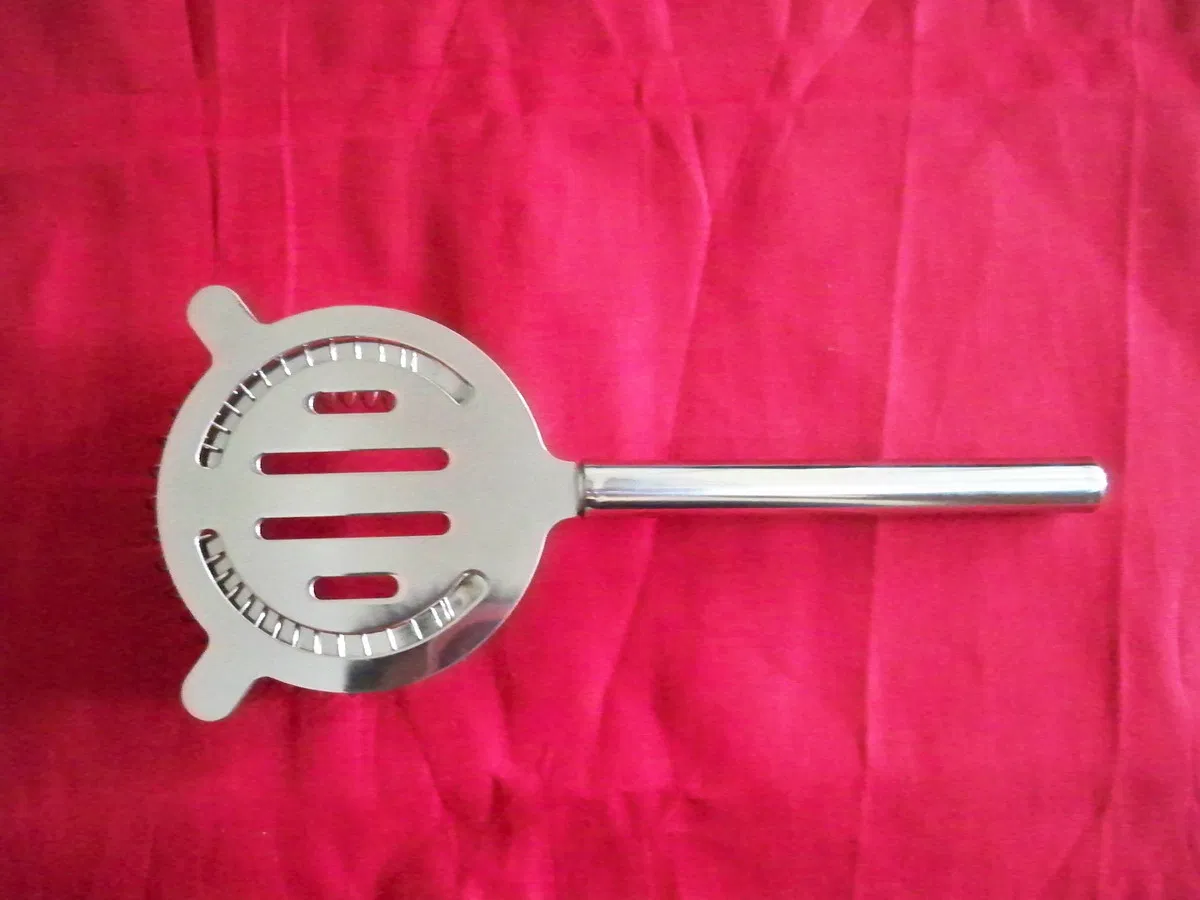 China Lightweight and Durable Stainless Steel Wine Filter