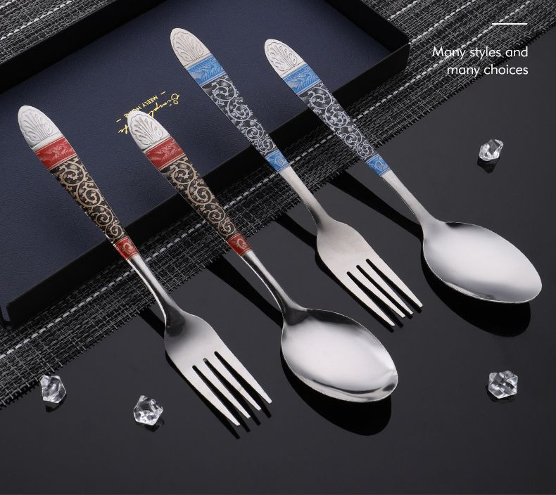 Wholesale Creative Pattern Stainless Steel Spoon. Tableware Fork and Spoon for Restaurants and Hotels. Roasted Flower and Printed Soup Spoon for Canteens.
