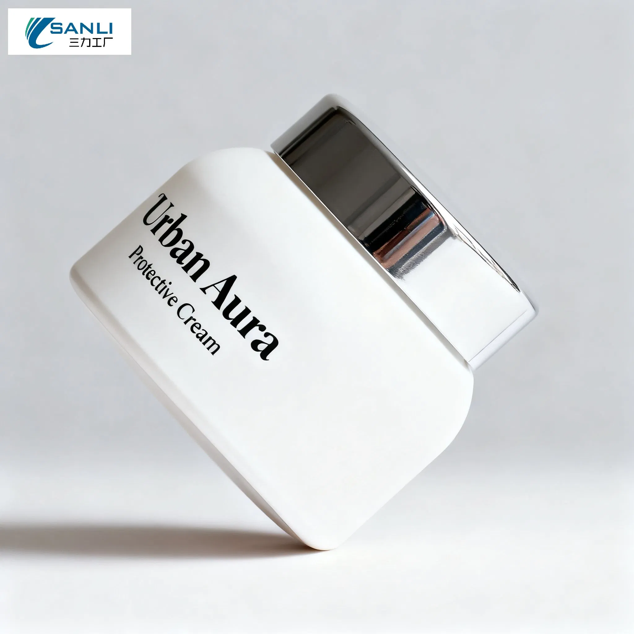 Professional Moisturizing and Dark Spot Removing Face Cream with Hydrating Oils and Decarboxy Carnosine HCl for Even Tone and Hydration