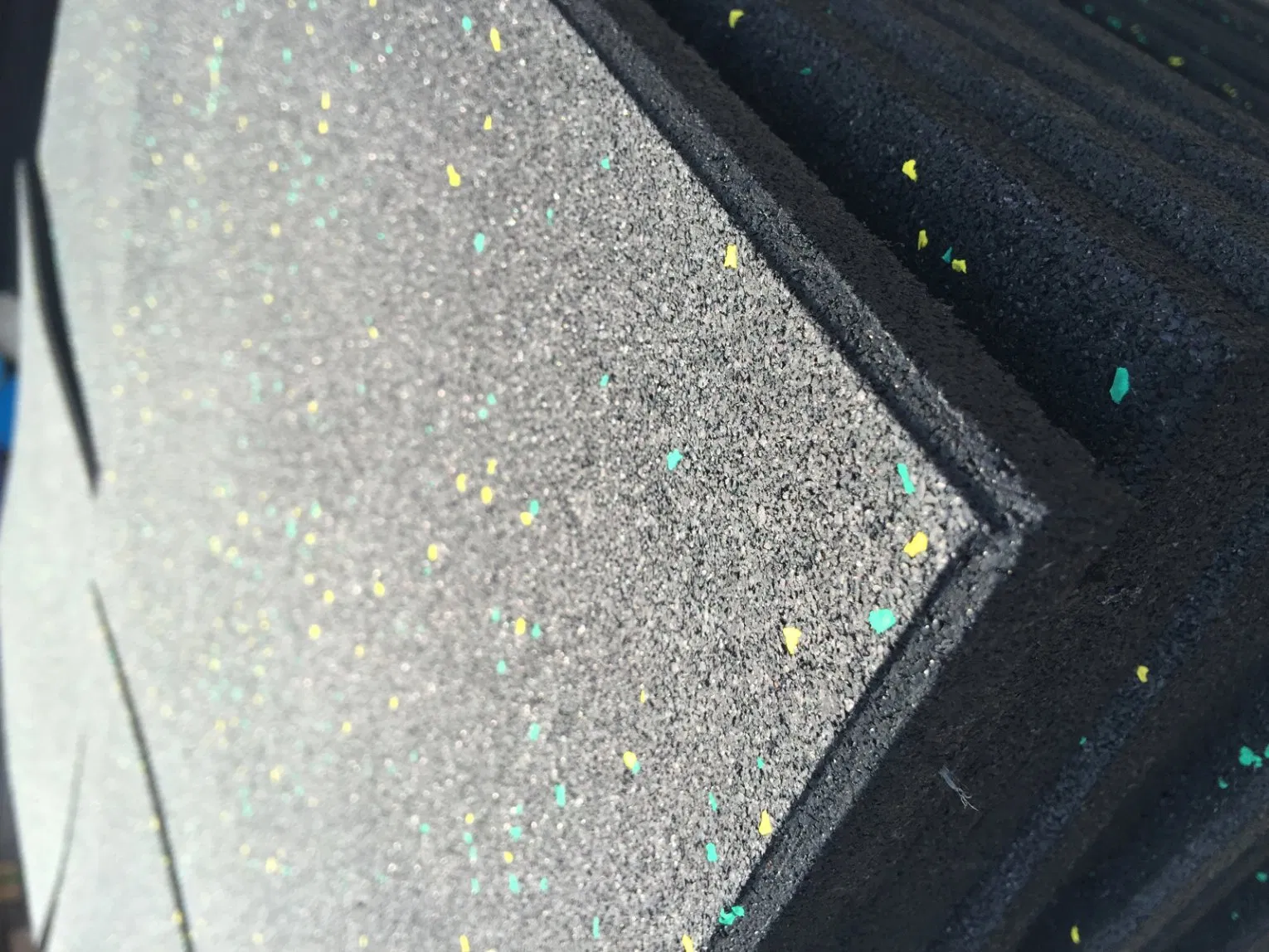 2cm/3cm/4cm/5cm Thick Black Rubber Tiles Mats Export to Europe