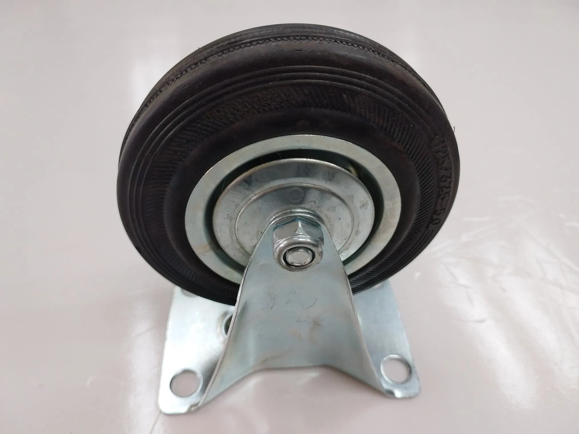 Benyu 3-8" Industrial Caster Rubber Wheel with 180kg Load Capacity in Black Color