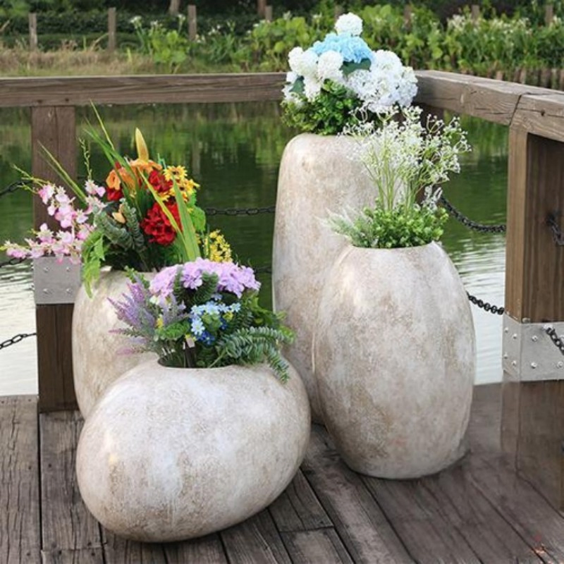 Wholesale Light-Weighted Fiberglass Large Flower Vase for Home Decoration