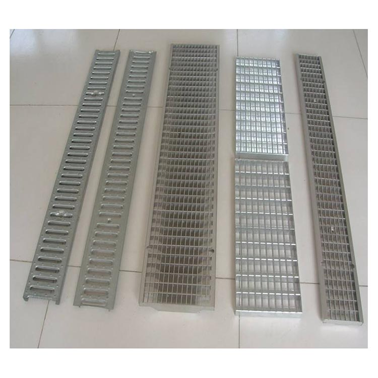Outdoor Lowes Sidewalk Gutter Ditch Storm Trench Drain Mesh Plate Cover and Grate in Malaysia