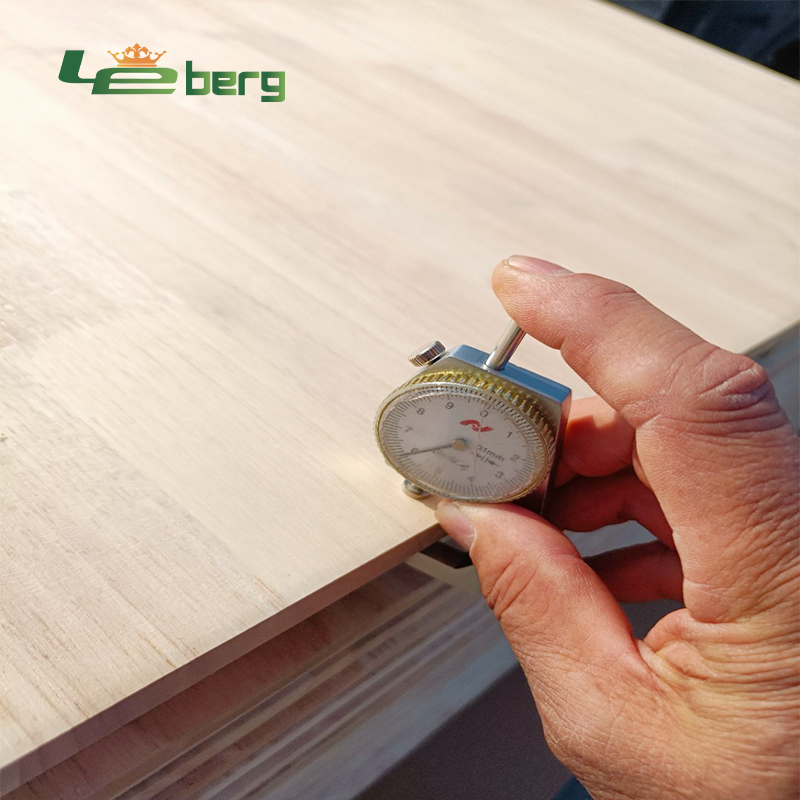 Hot Sale Finger Jointed Boards 2440*1220*18mm Rubberwood Finger Joint Board for Desktop Countertops Natural Rubber Wood