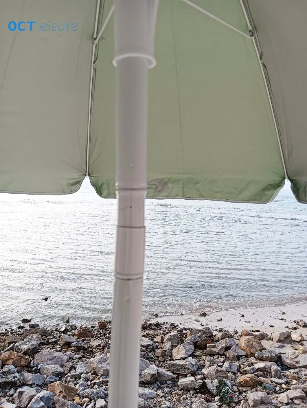 Premium Beach Umbrellal Beach Sun Parasol with UV Protection and in Different Colors (OCT-BU19015)