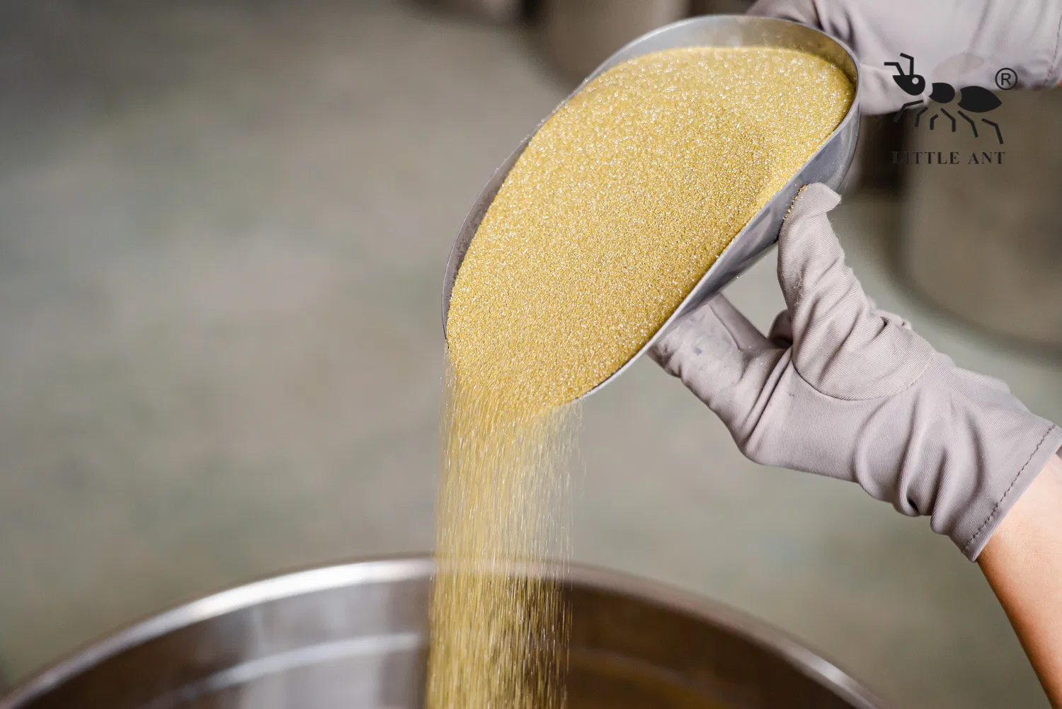 Industrial Grade Arificial Diamond Powder for Diamond Saw Blade, Polishing Pad, Grinding Wheel.