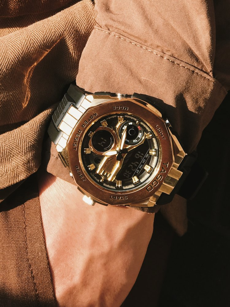 Smart Janpan Movement Stainless Man's Wrist Watch 50m Waterproof Digital Sport Watch