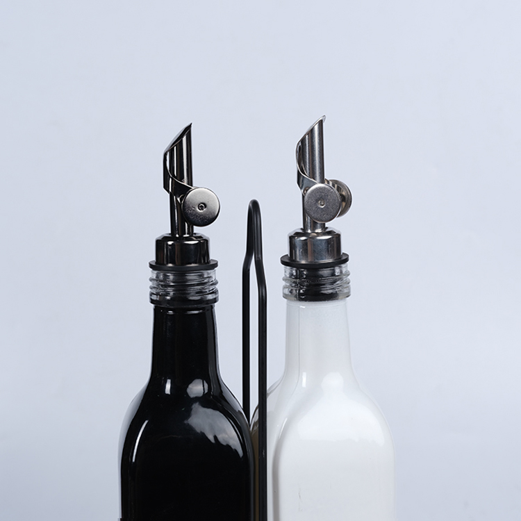 Premium 201 Stainless Steel Pourer for Effortless Serving Experience