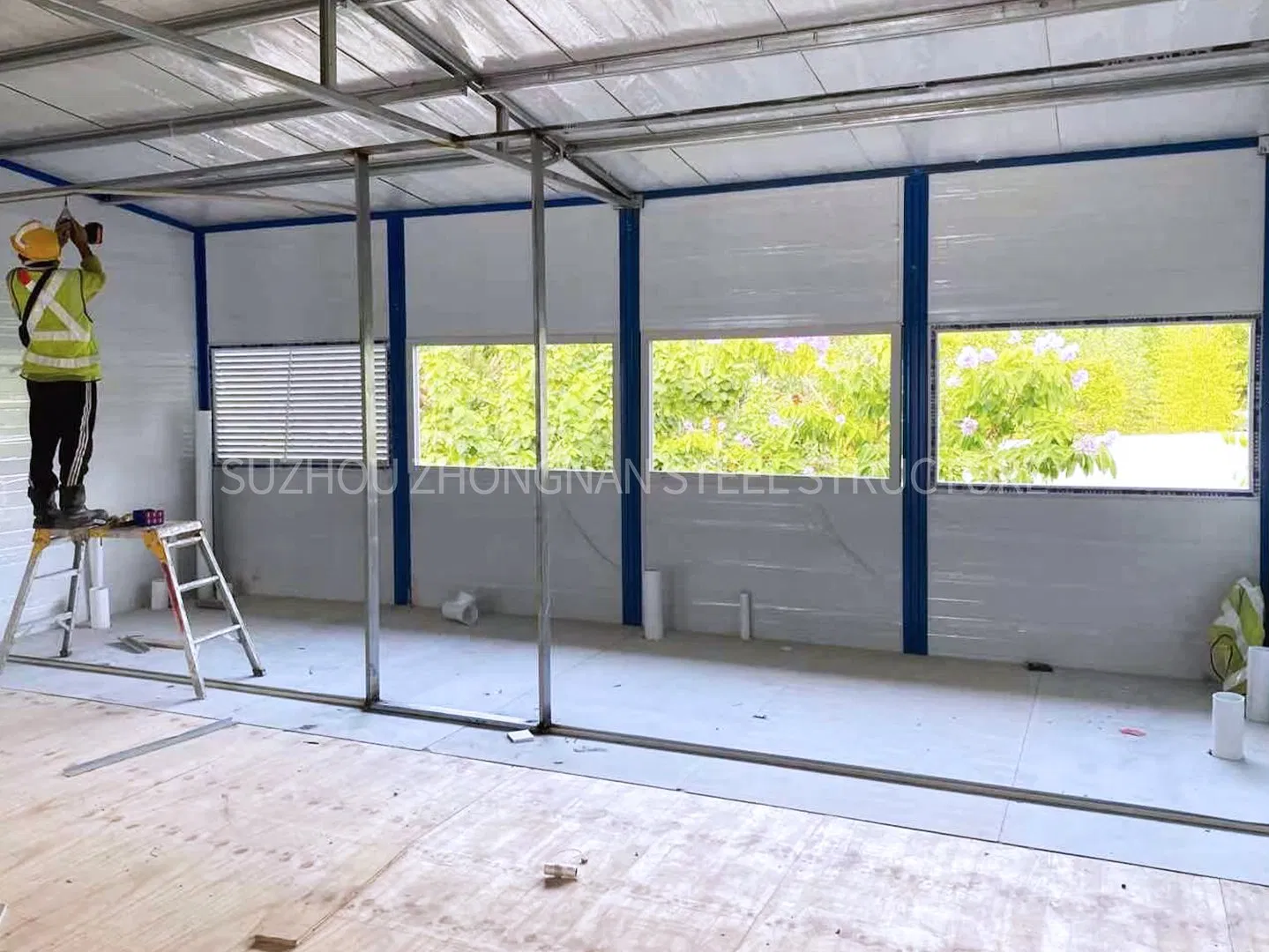 20FT Economic Portable Steel Structure Prefabricated Prefab Construction House Container Portable Modular School/Home/Office/Hospital/Workshop Building for Sale