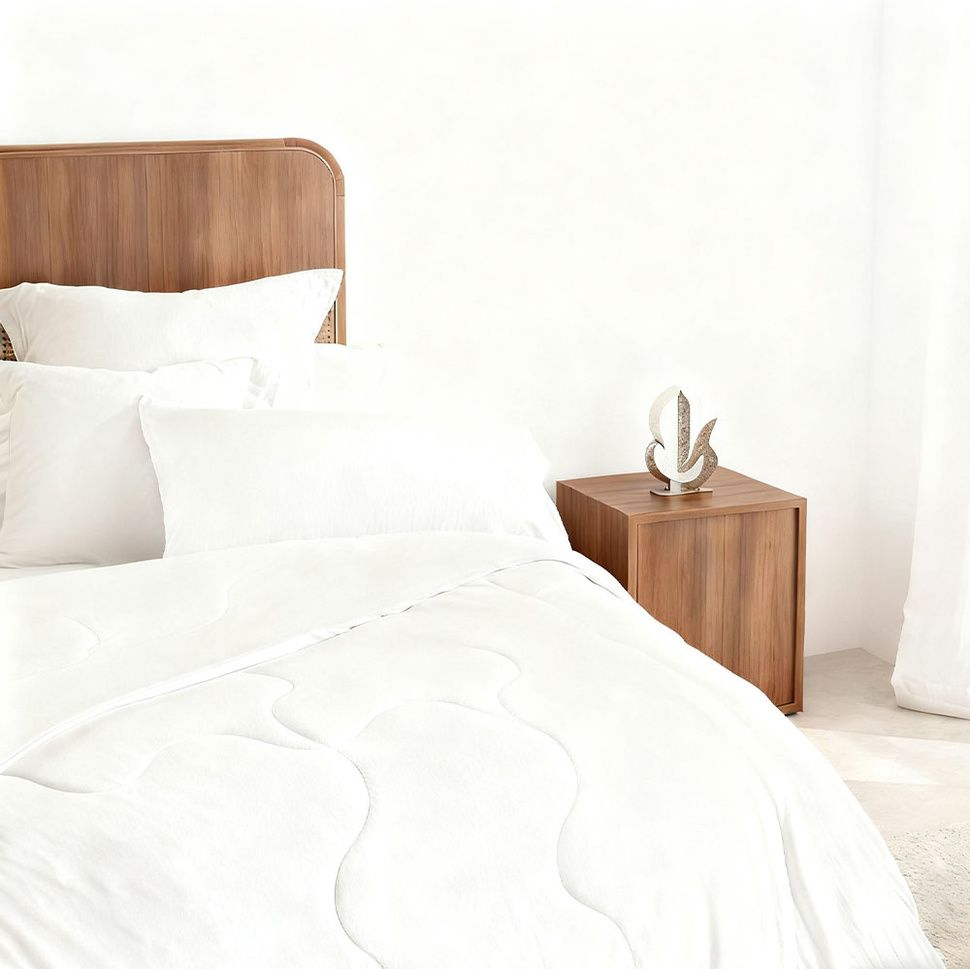 Soft Hypoallergenic Cool Touch Summer Breathable Moisture Wicking Premium Cooling Quilt