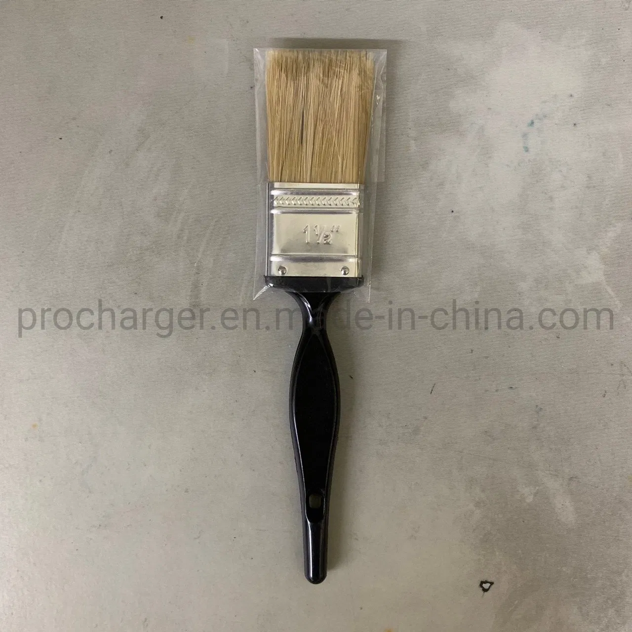 Профессиональная кисть для покраски с пластиковой ручкой