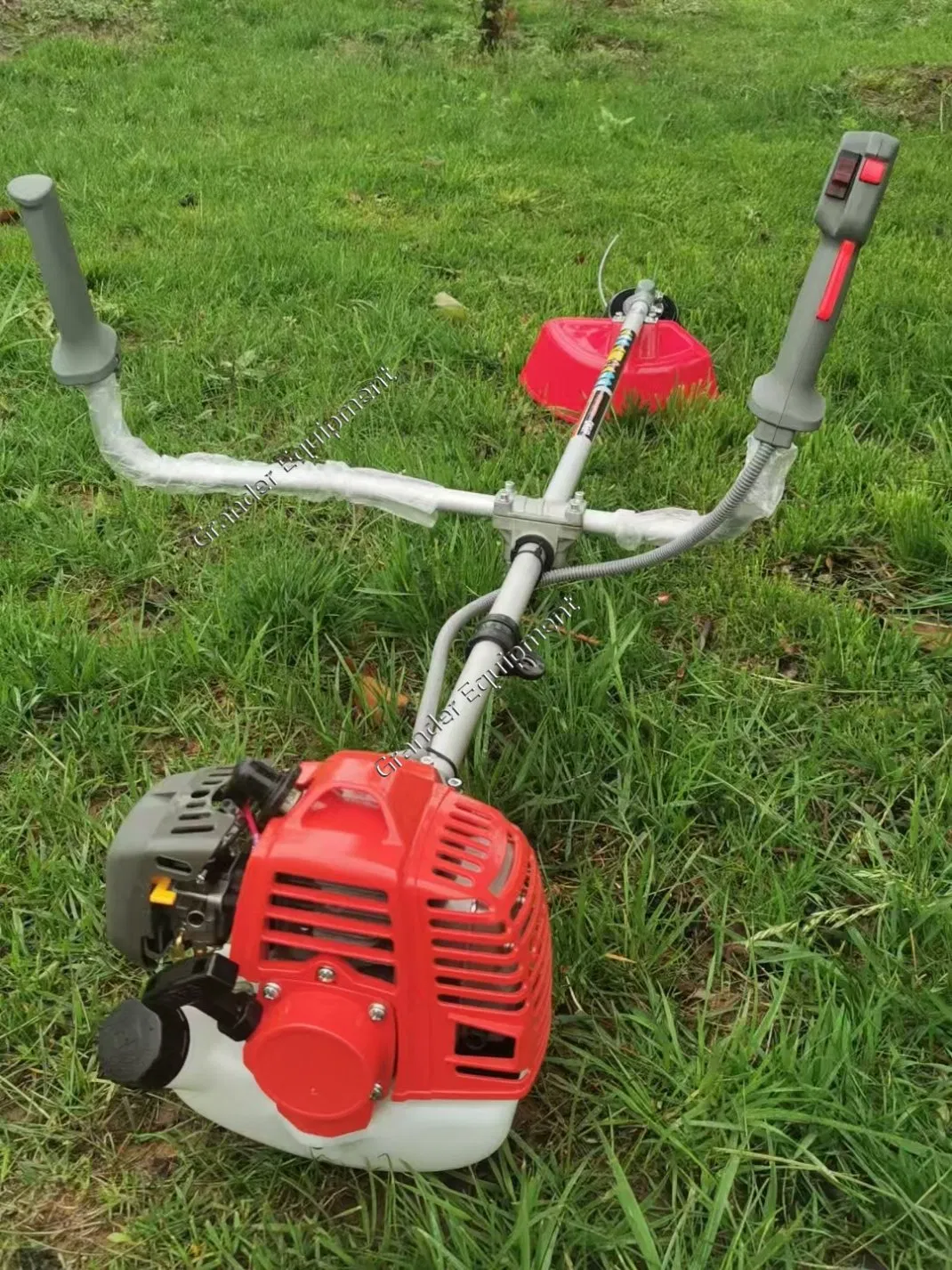 Cheap Price 52cc Gasoline Petrol Brush Cutter Machine High Productivity for Home Grass Clean